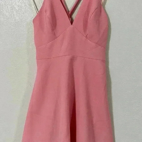 152.BCBGeneration Size 6 Deep V-Neck Spaghetti Strap Mini Cocktail Pink Dress - Picture 6 of 8